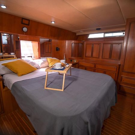 Master&Commander Hotell Valencia Exteriör bild